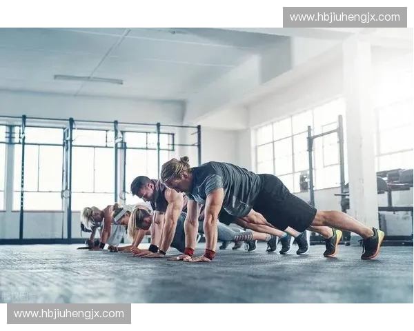 运动热潮引领全民健身新风尚，探索健康生活方式与训练方法